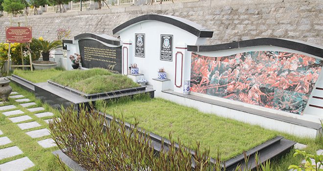 Giá đất Lạc Hồng Viên mẫu mộ gia đình nhỏ khuôn viên <50m2