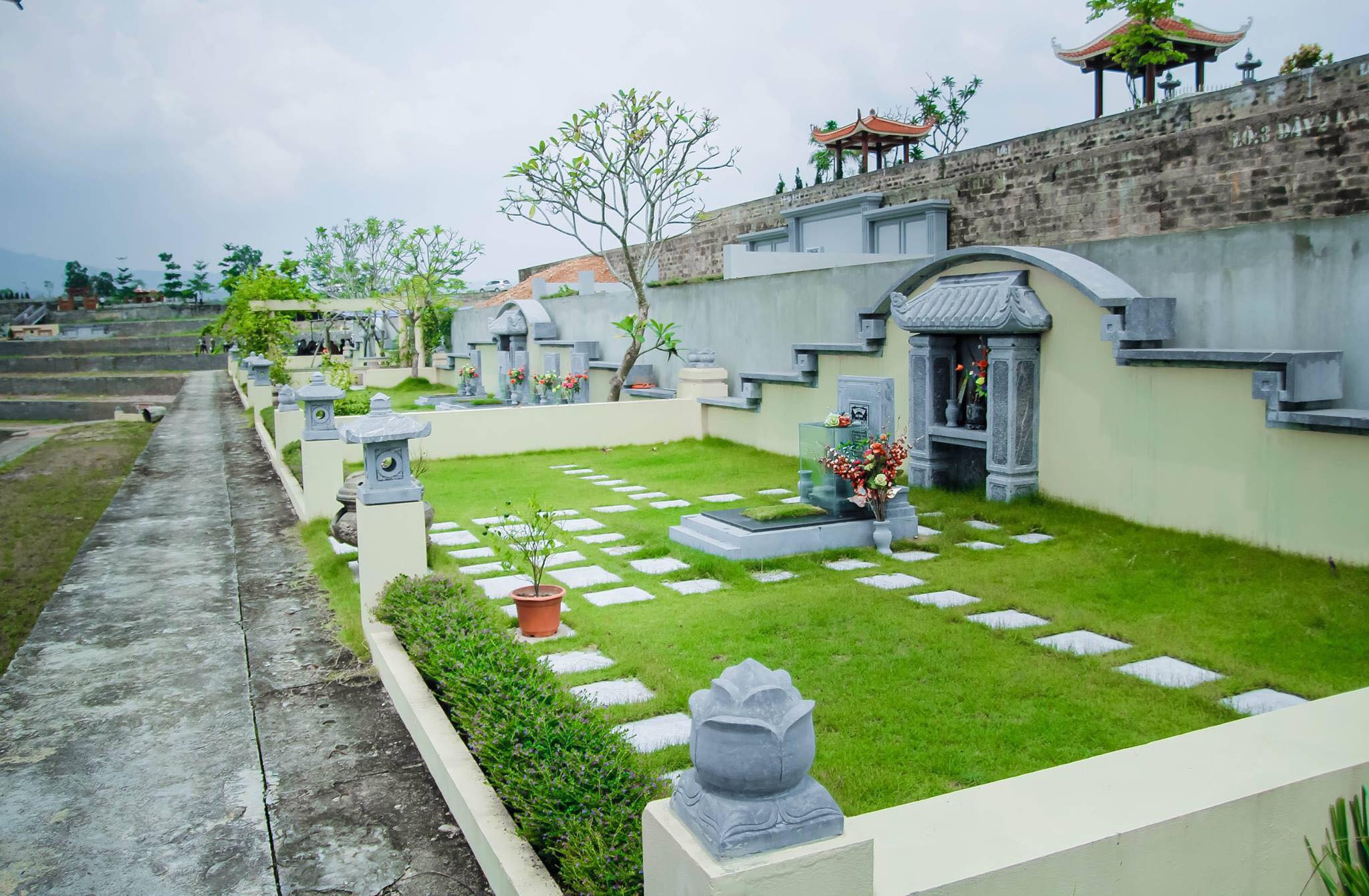 Đồi Hỏa khu H4 khuôn viên 55m2 đầu tựa sơn, chân đạp thủy
